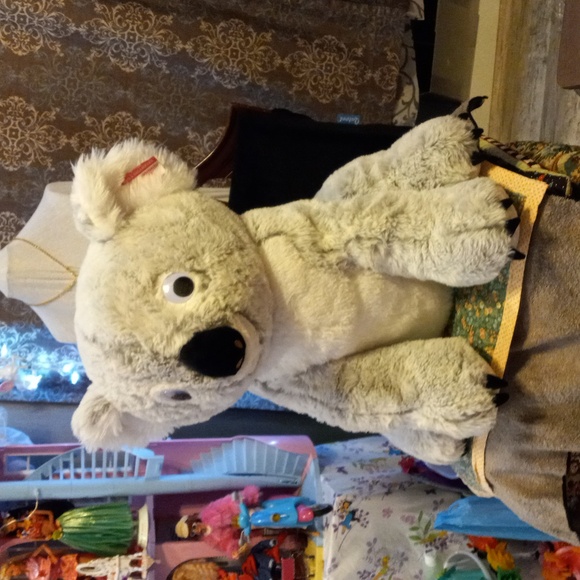 Needs a good home! Larges soft koala bear stuffy